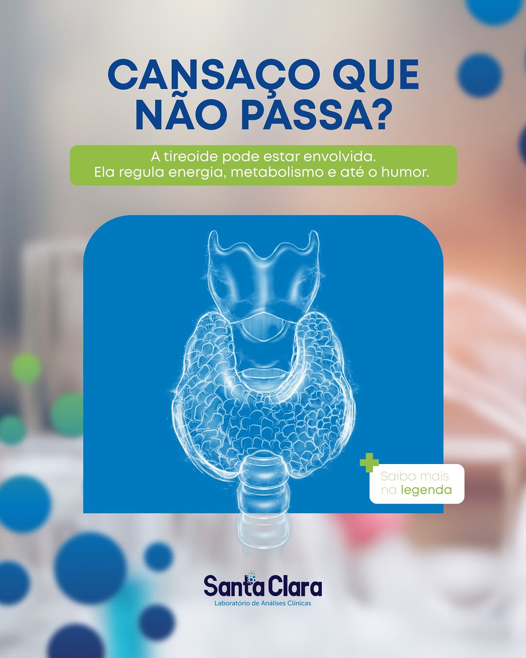 Cansaço constante, mudanças no peso, queda de cabelo, alterações no humor ou dificuldade de concentração podem estar relacionados ao funcionamento da tireoide.

Essa pequena glândula tem um papel fundamental no organismo, pois é responsável por regular o metabolismo, os níveis de energia, a temperatura corporal e até o equilíbrio hormonal.

Quando a tireoide apresenta alterações, como hipotireoidismo ou hipertireoidismo, o corpo começa a dar sinais que muitas vezes passam despercebidos no dia a dia.

A boa notícia é que exames laboratoriais simples podem ajudar a avaliar o funcionamento da tireoide e identificar possíveis alterações precocemente.

Se você tem percebido sintomas diferentes no seu corpo, converse com seu médico e realize seus exames no Laboratório Santa Clara.
Cuidar da saúde também é prestar atenção aos sinais que o corpo dá.